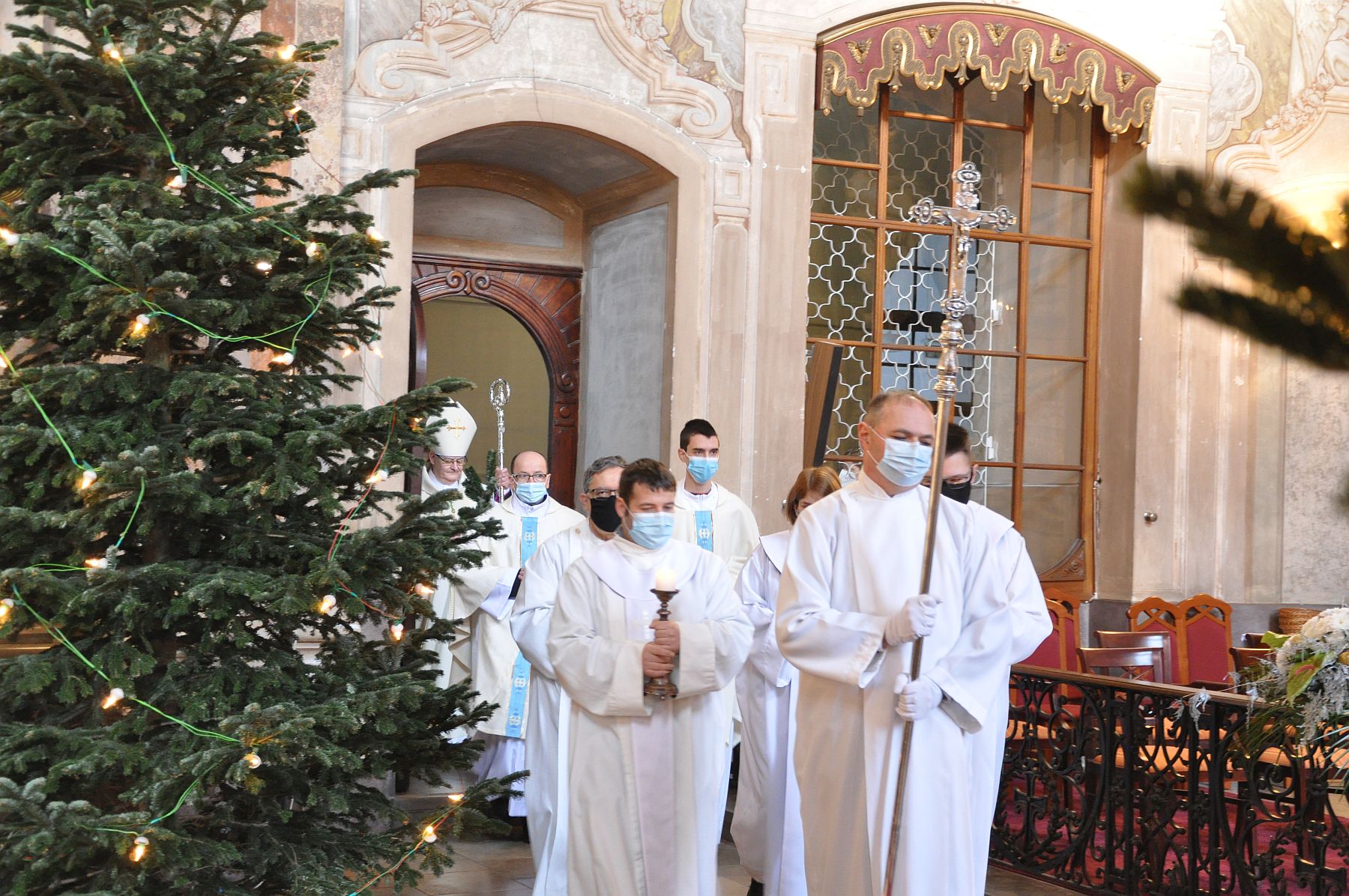 Ünnepi püspöki szentmise újév napján a Szent Imre templomban